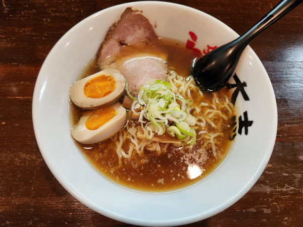 「醤油らぁめん煮玉子半チャーハン」@蝦夷らーめん 太志の写真