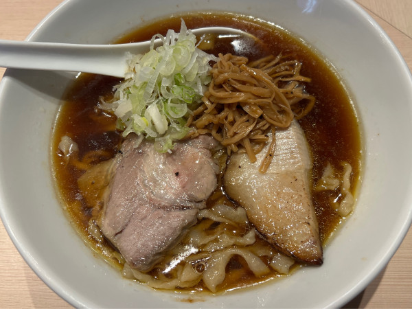 「醤油らーめん」@手打ちあさまの写真