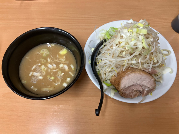 「シークヮーサーつけ麺(中、ヤサイ・ネギ増し)」@ラーメン一心の写真