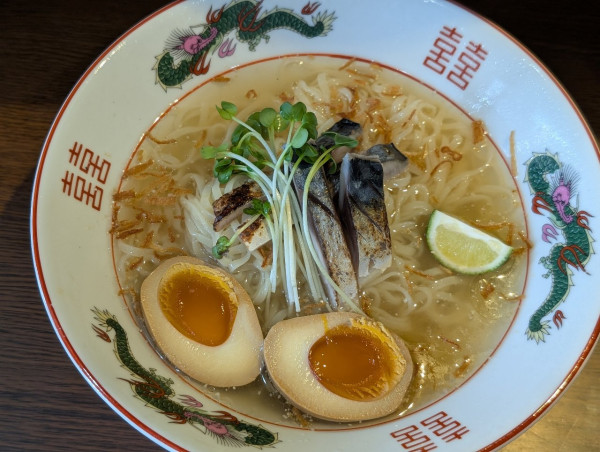 「限定あぶり〆さば冷やし塩そば」@中華そば 1011の写真