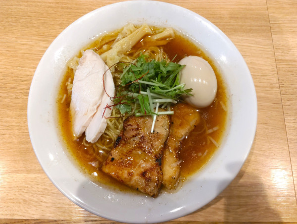 「地鶏醤油らぁ麺 全部のせ 1500円」@Nakameguro Ramen すぎ田の写真