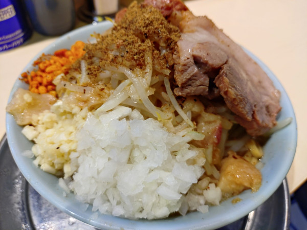 「小ラーメン、全部」@麺でる 立川店の写真