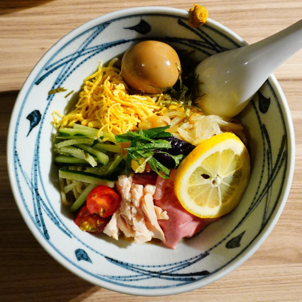 「【期間限定】冷麺（太麺）＋半熟煮卵＋生ビール」@麺や 豊の写真