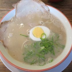 ラーメン（並）（860円）