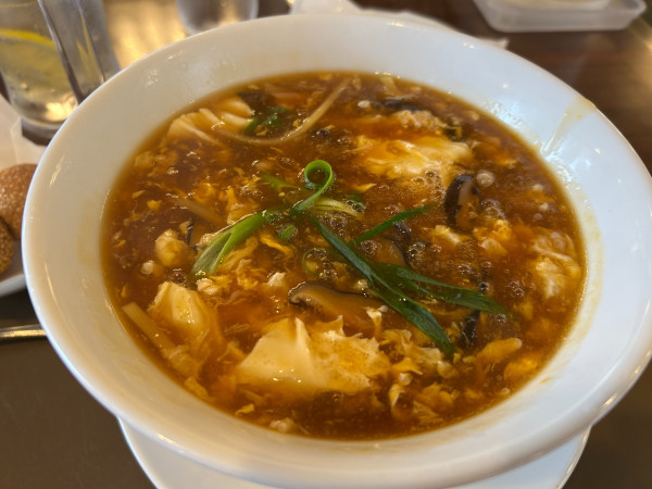 「酸辣湯麺　1,760円」@玉造ゴルフ倶楽部 捻木コース レストランの写真