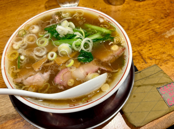 「もっと美味しい生姜醤油ラーメン」@渡なべの写真
