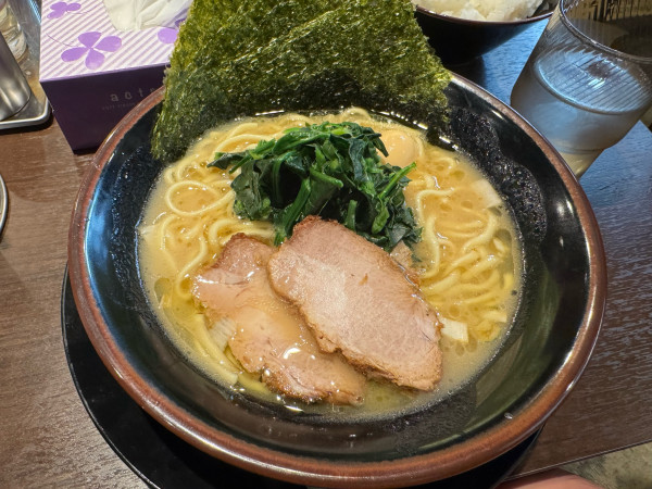 「ラーメン」@横浜家系ラーメン天来家 太融寺店の写真