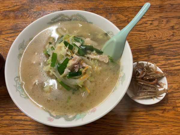 「スタミナラーメン　650円」@中華料理 一番の写真