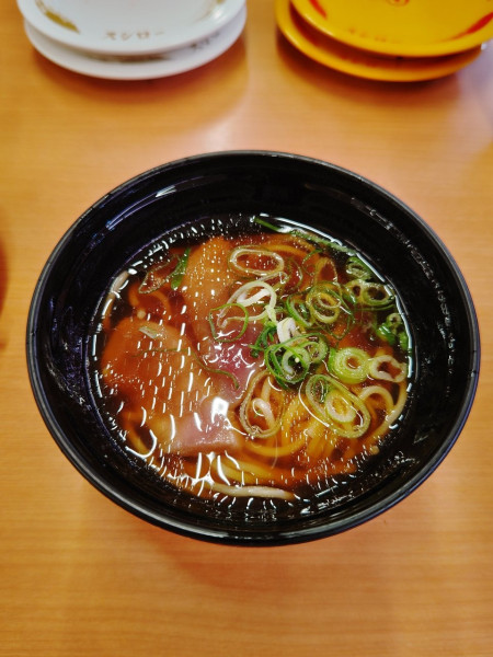「鹿児島ジモメシ鮪しょう油ラーメン(450円)」@スシロー 武蔵村山店の写真