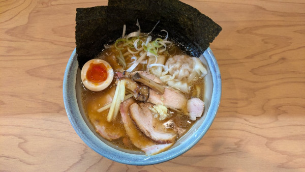 「特製生姜醤油ラーメン 1350円」@ラーメンパーク あずーるの写真