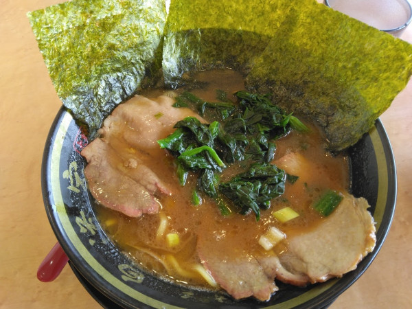 「ラーメン並850円、ライス食べ放題100円、コマチャー」@大輝家直系 皇道家の写真