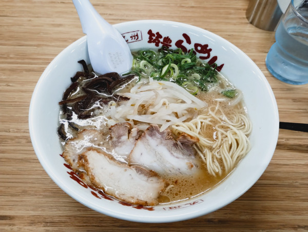 「ラーメン790円」@九州筑豊ラーメン 山小屋 光店の写真