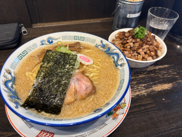 「背脂中華そば」@Miya De La Soulの写真