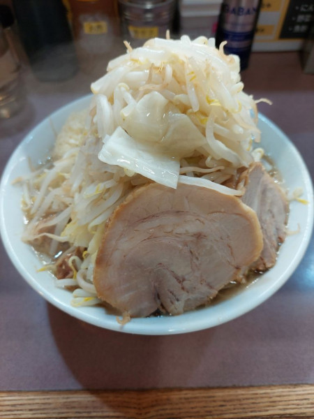 「ラーメン+こま切れチャーシュー」@ラーメン どんの写真