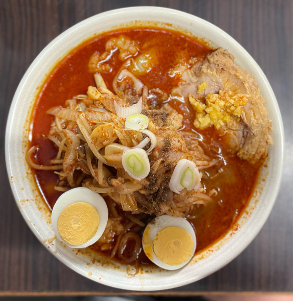 「【限定】ぶなしめじ味噌卵麺、麺特盛、チャーシュー」@元祖旨辛系タンメン 荒木屋の写真