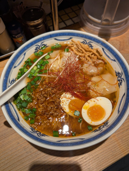「台湾ラーメン＋ミックスワンタン」@らーめん・わんたん ゆう輝屋の写真