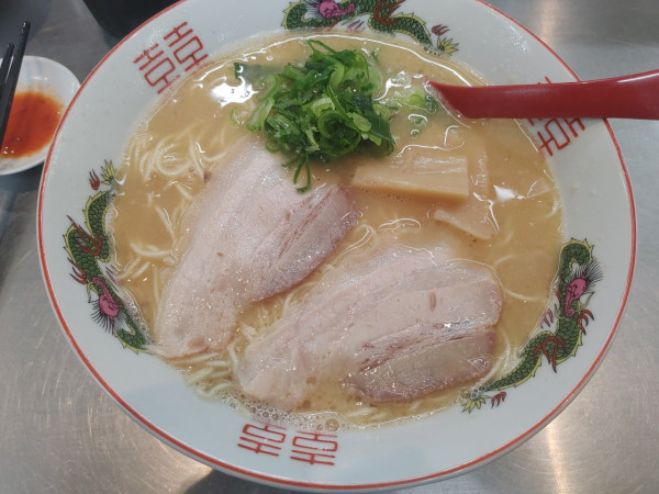 「こってりラーメン」@味の名門 三代目の写真