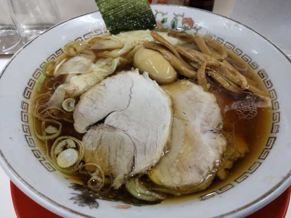 「特製中華そば」@荻窪中華そば 春木屋 恵比寿店の写真