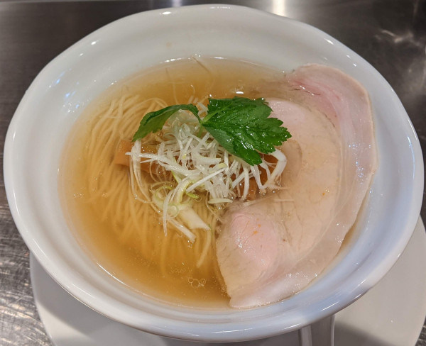 「塩そば（並）800円」@成城青果の写真