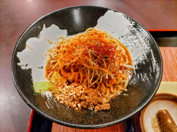 「四川汁なし担々麺」@餃子中華酒場シビカラ 天神店の写真