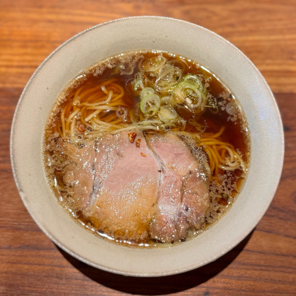 「熟成醤油ラーメン（880円）」@麺処茶房 福の写真