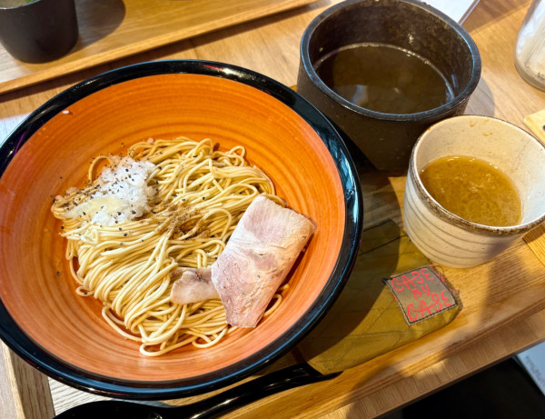 「季節のそば（海老）＋替え玉」@たぶん日本で一番音の良いらーめん屋の写真