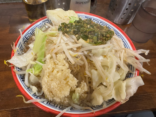 「ラーメン醤油 850  青唐辛子 100」@ラーメン凛 砂町店の写真