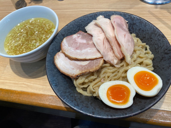 「しおつけ麺全部入り」@しおらーめん進化 2ndの写真