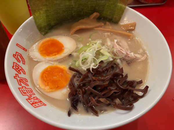 「ラーメン全部のせ」@豚骨オタク！の写真