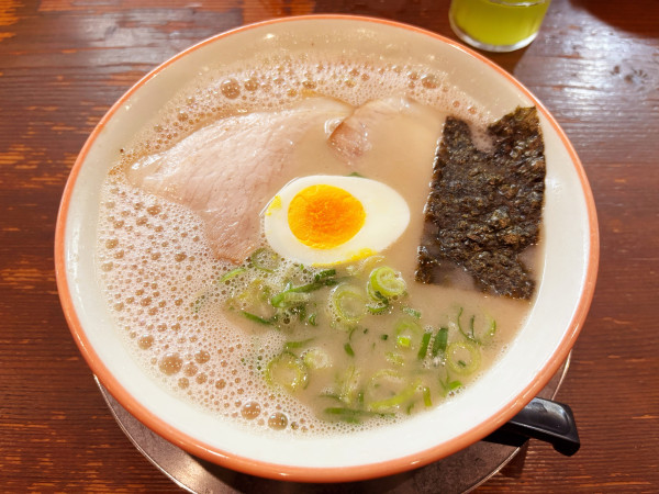 「ラーメン　830円」@大砲ラーメン 本店の写真