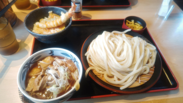 「つけ汁うどんミニ天丼ランチ８８０円」@久兵衛屋 東飯能駅前通り店 東飯能駅前通り店の写真