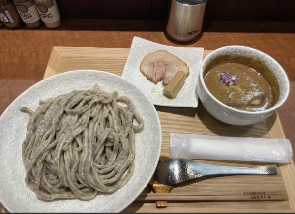 「御影つけ麺中」@手打式特級多加水 御影麺 鏑矢の写真