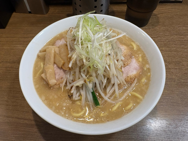 「チャーシュー味噌らーめん　大盛」@味噌麺処 田坂屋の写真