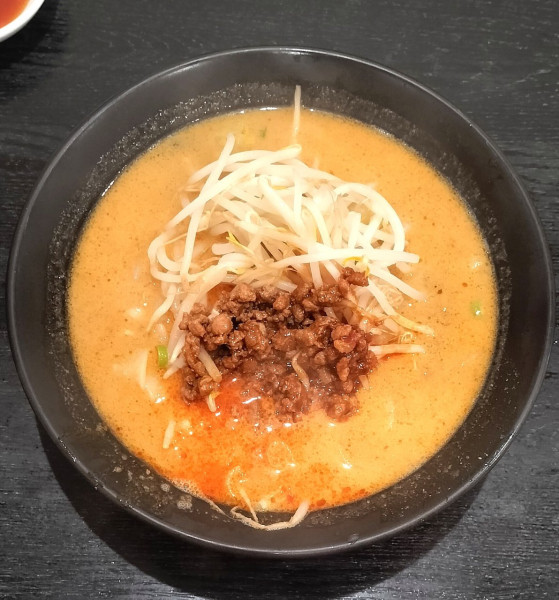 「坦々刀削麺 990円」@楽楽鮮の写真