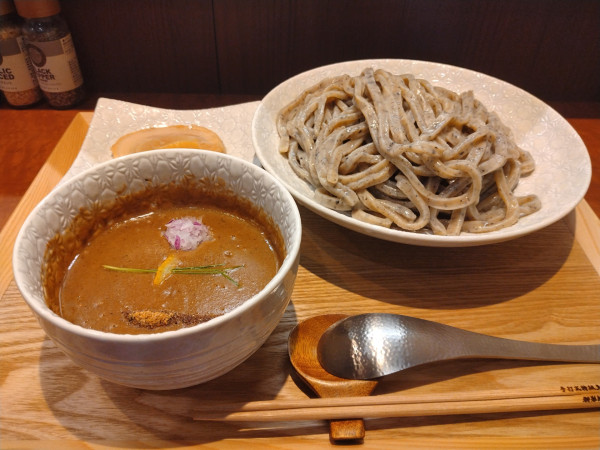 「御影つけ麺 中＋麺増し」@手打式特級多加水 御影麺 鏑矢の写真
