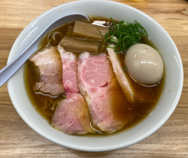 「特製醤油ラーメン」@ラーメン いいかおの写真