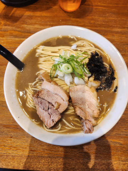「濃厚煮干そば」@中村屋総本山の写真