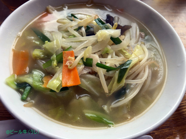 「たんめん(900円)、焼き餃子(450円)」@餃子とラーメンの旨い店 みよしの写真