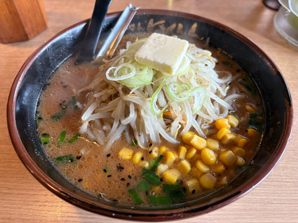 「味噌バターラーメン」@らーめんほくしん 草加店の写真