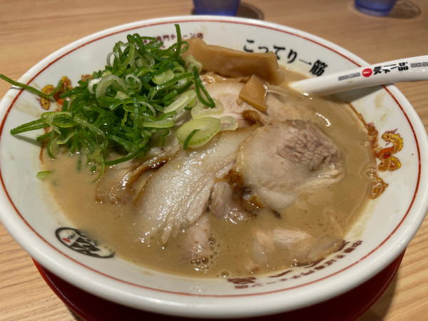 「豚トロチャーシューメン　こってり」@天下一品 中野店の写真