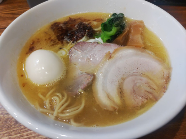 「～とろり～醤油味玉いづるラーメン 1030円」@ラーメンいづるの写真