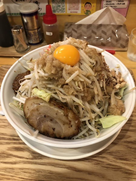 「ギャングまぜそば(麺300g)+ヤサイマシマシ」@豚ギャングの写真