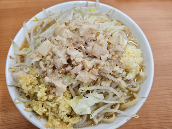 「小ラーメン+生姜」@ラーメン二郎 仙台店2の写真