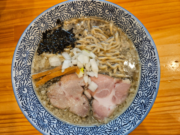 「背脂煮干」@らぁ麺屋09。の写真