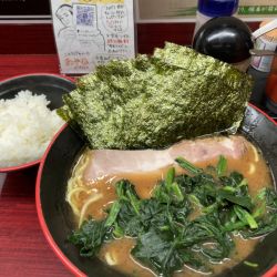 のり・ほうれん草ラーメン＋ライス　1100円