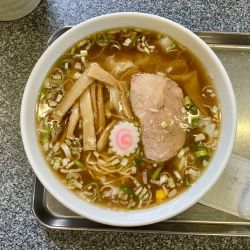 ワンタンメン 1200円