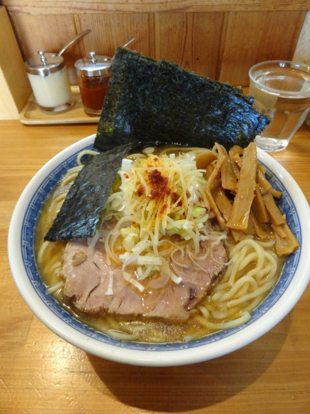 「塩ラーメン中1200円海苔100円」@自家製中華そば としおかの写真