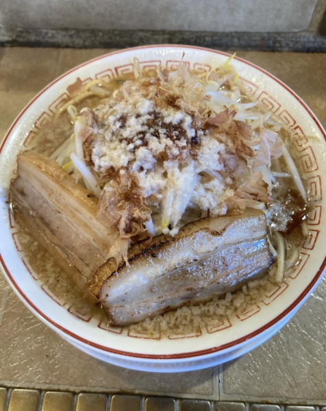 「マンモスラーメン脂多め」@泪橋 溝の口店の写真