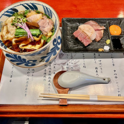 特製鴨の中華そば 醤油（1800円）