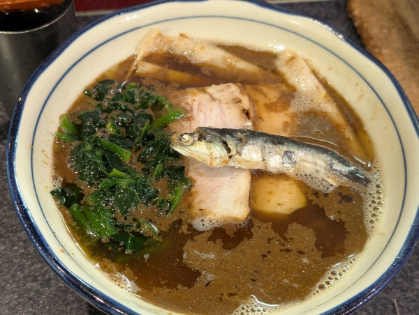 「かけラーメン」@烈志笑魚油 麺香房 三くの写真